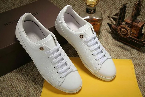 LV Fashion Casual Shoes Men--011